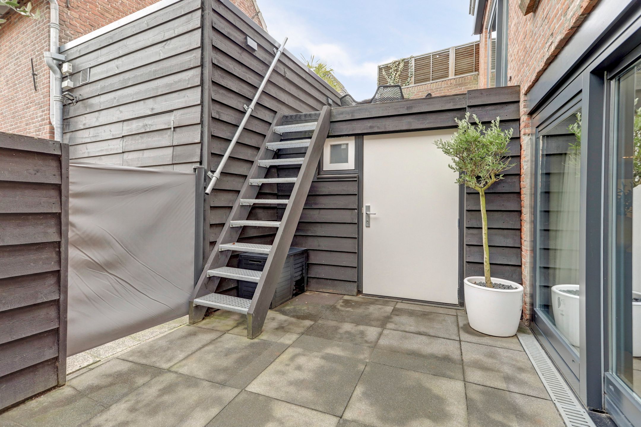 Foto 30 van Rijkswal 52