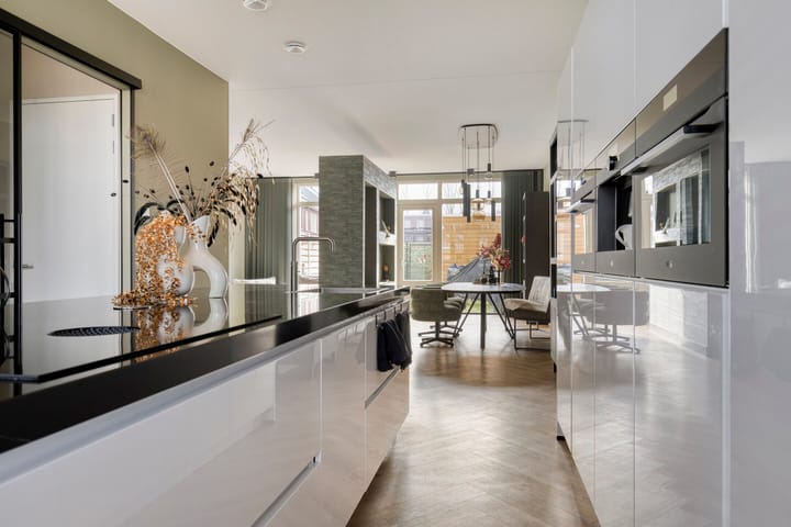 Photo 4 of Westmadeweg 56