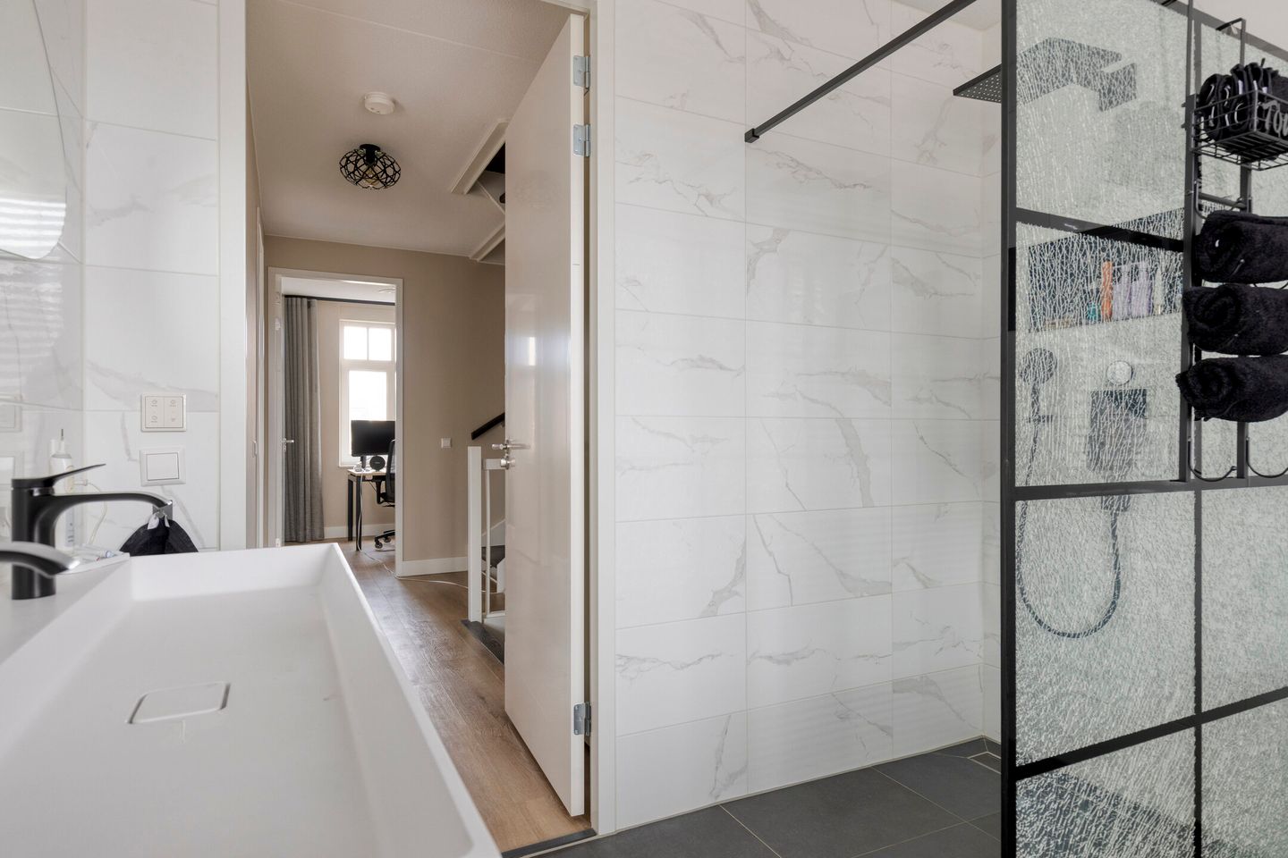 Foto 25 van Westmadeweg 56