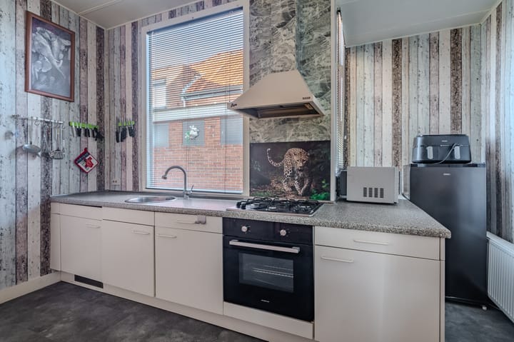 Photo 4 of Kerkstraat 213