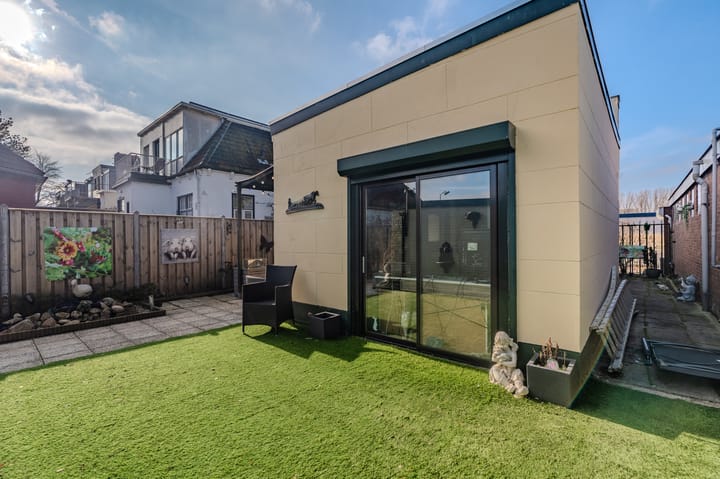 Photo 40 of Kerkstraat 213