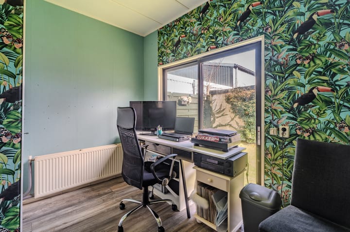 Photo 21 of Kerkstraat 213