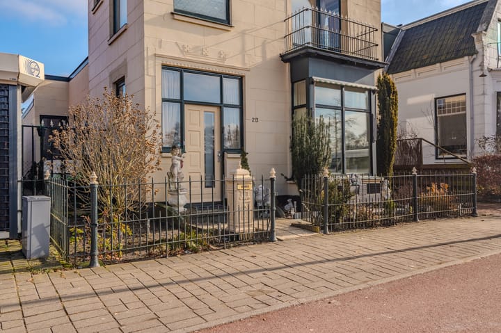 Photo 8 of Kerkstraat 213