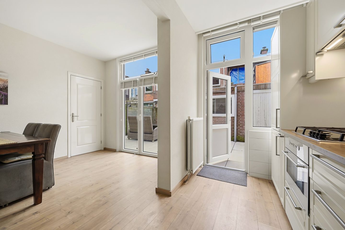 Foto 14 van Jan van Houtstraat 11