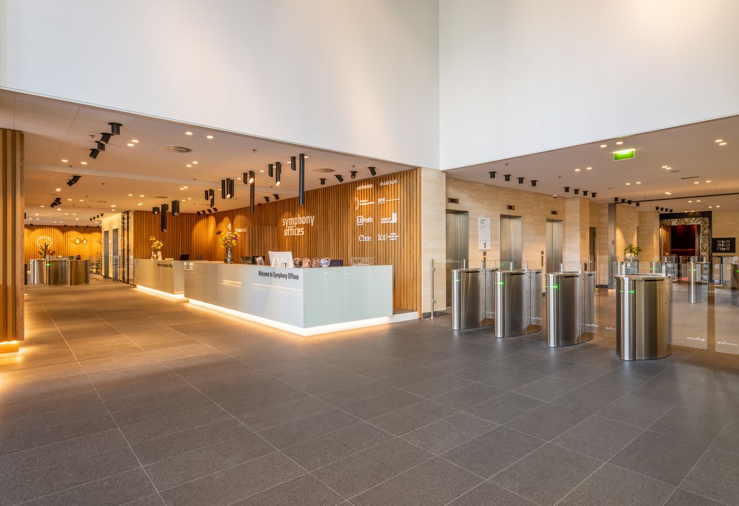 Bekijk foto 4 van Gustav Mahlerplein 109