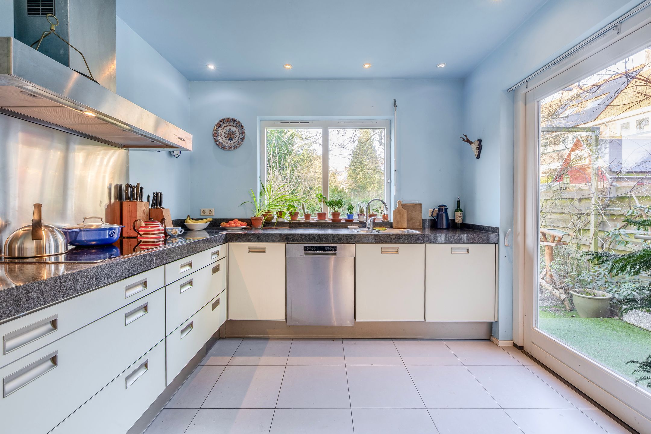 Photo 3 of Paulus Potterstraat 15