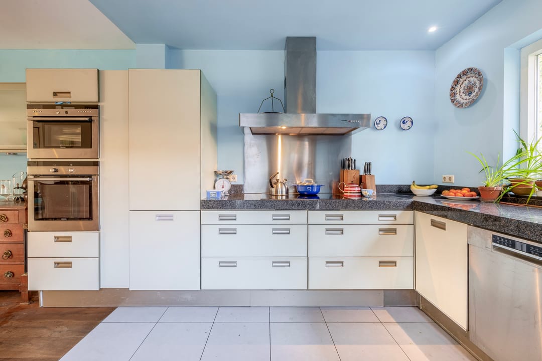 Photo 11 of Paulus Potterstraat 15