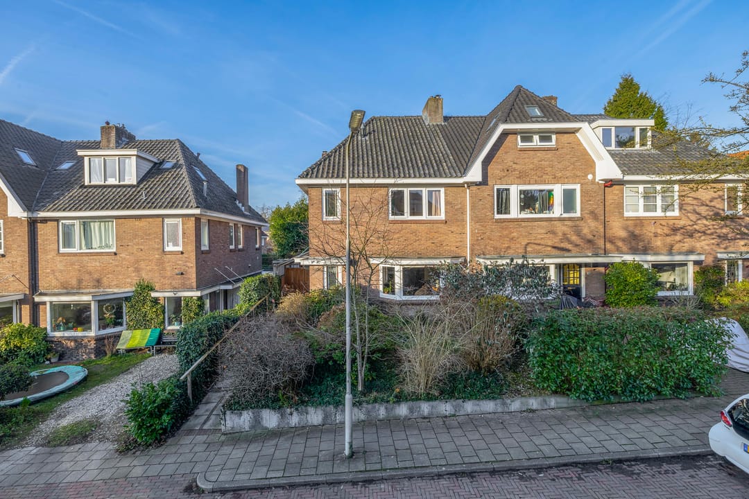 Photo 32 of Paulus Potterstraat 15