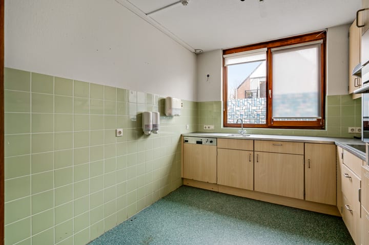 Twee-onder-één-kap te koop: Ganzerikweerd 14, Maastricht