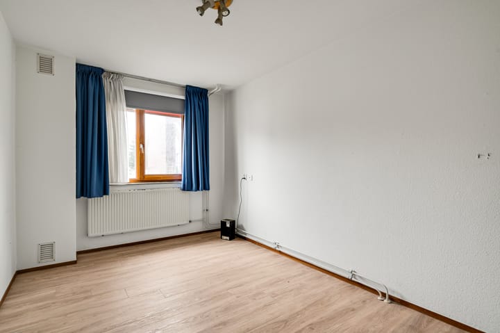 Twee-onder-één-kap te koop: Ganzerikweerd 14, Maastricht
