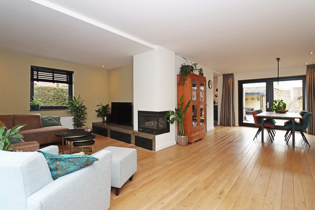 Foto 2 van van de Veldeweg 87