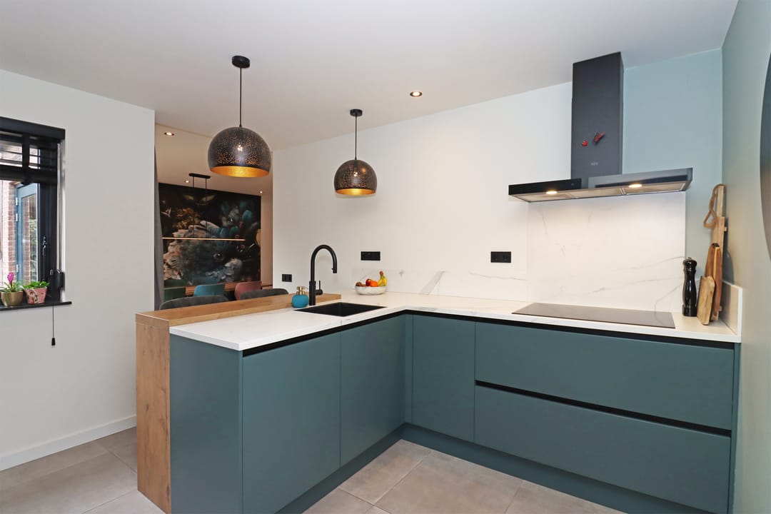 Foto 13 van van de Veldeweg 87