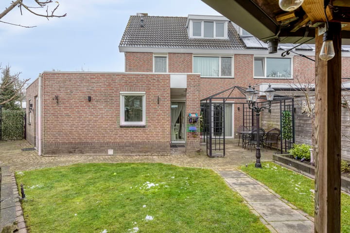 Foto 21 van Zuster Boerestraat 5