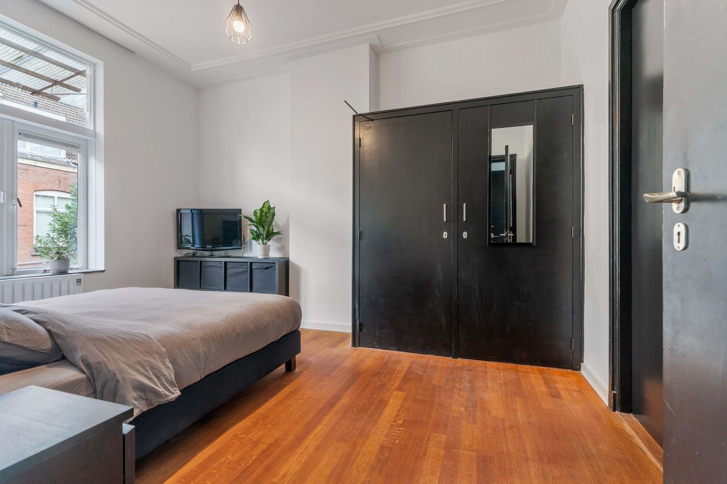 Foto 35 van Graafsedwarsstraat 65