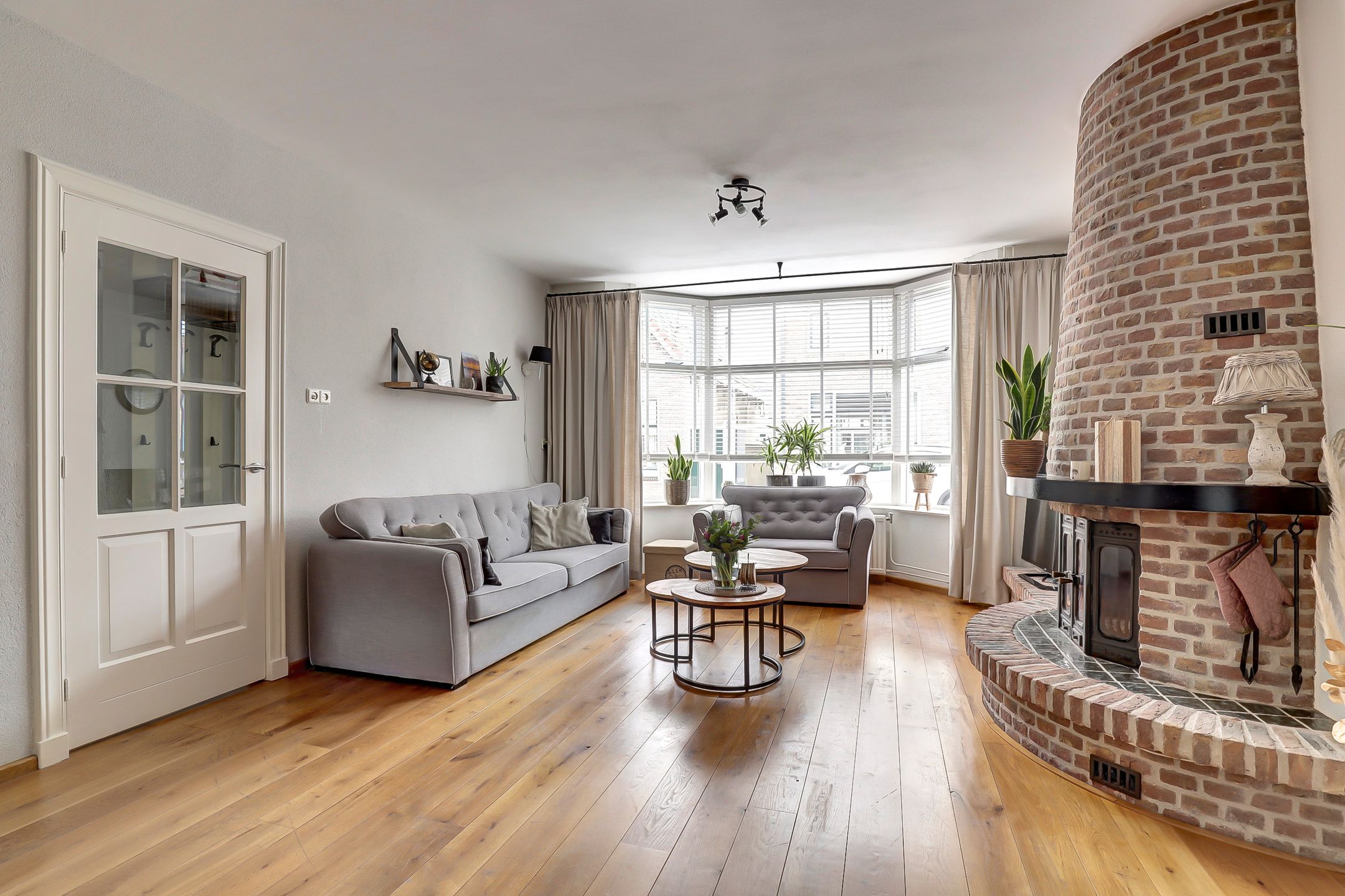 Photo 12 of Jan Tooropstraat 90