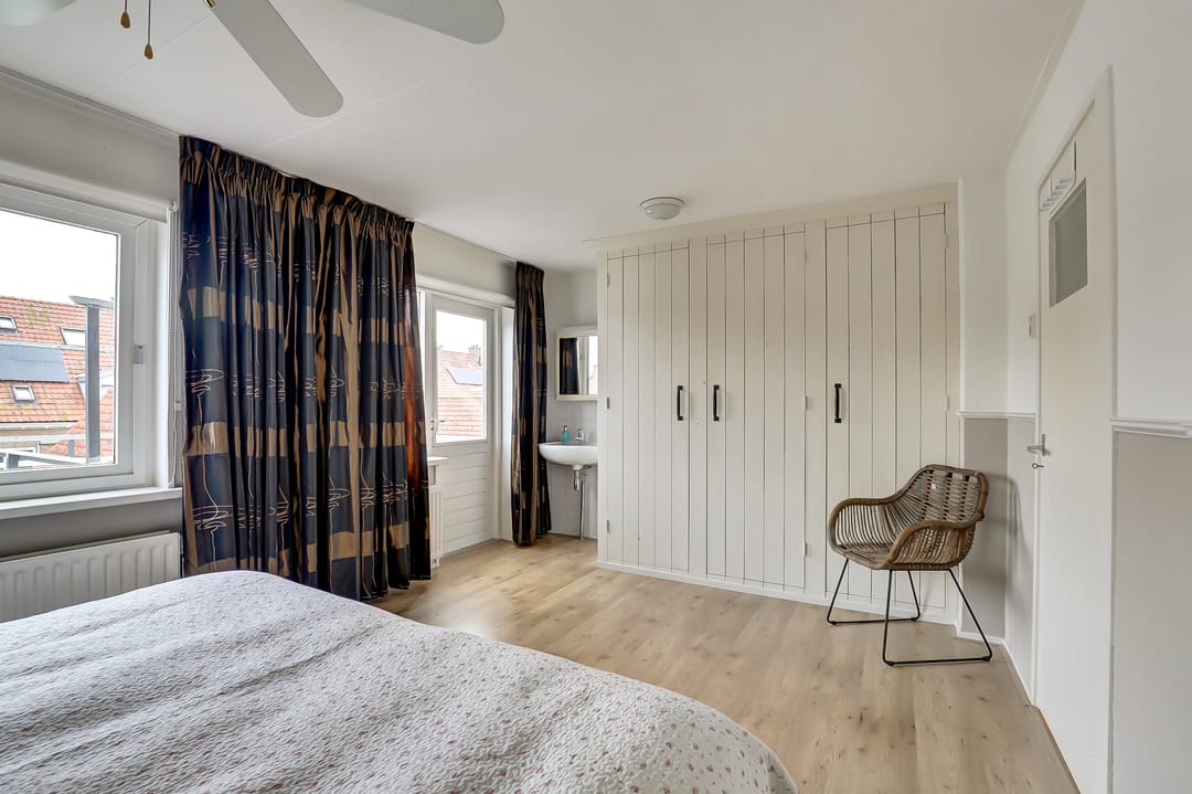 Photo 28 of Jan Tooropstraat 90