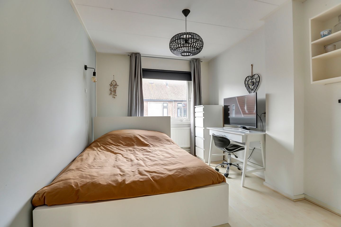 Photo 29 of Jan Tooropstraat 90