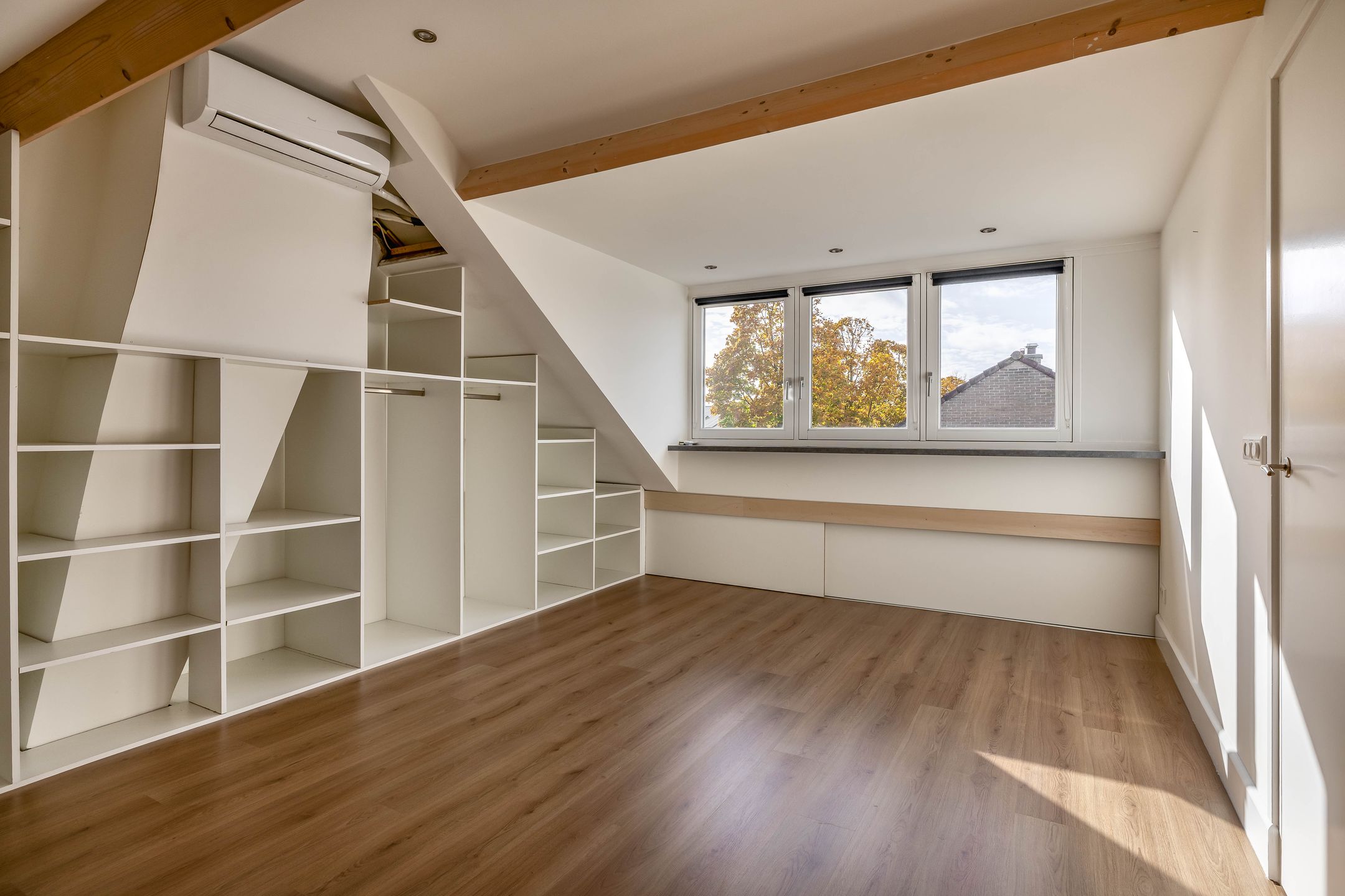 Foto 39 van Lijsterbeslaan 164