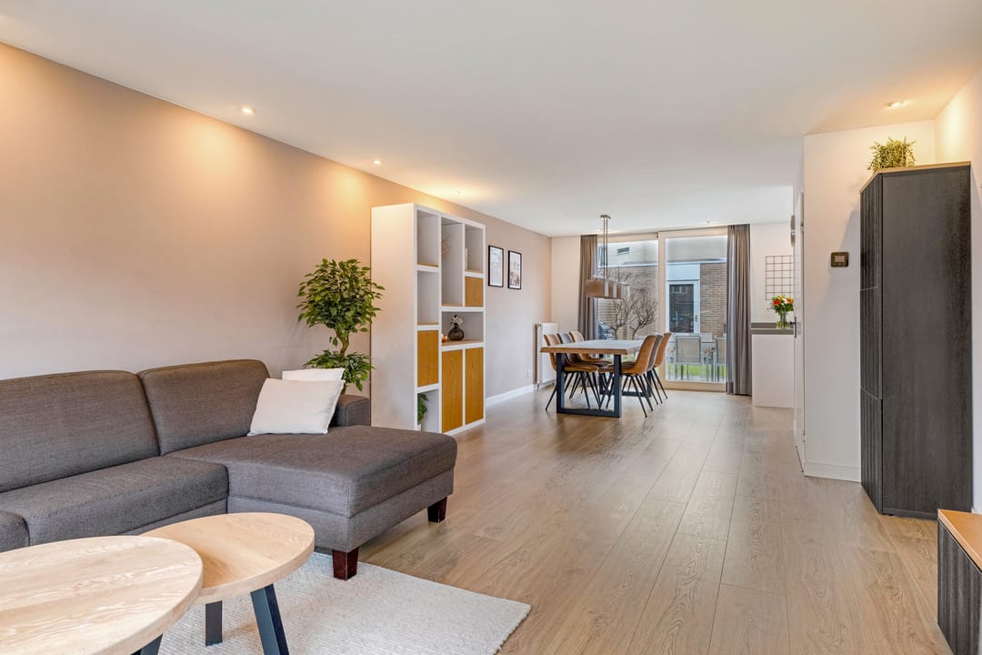 Photo 13 of Standaardstraat 11