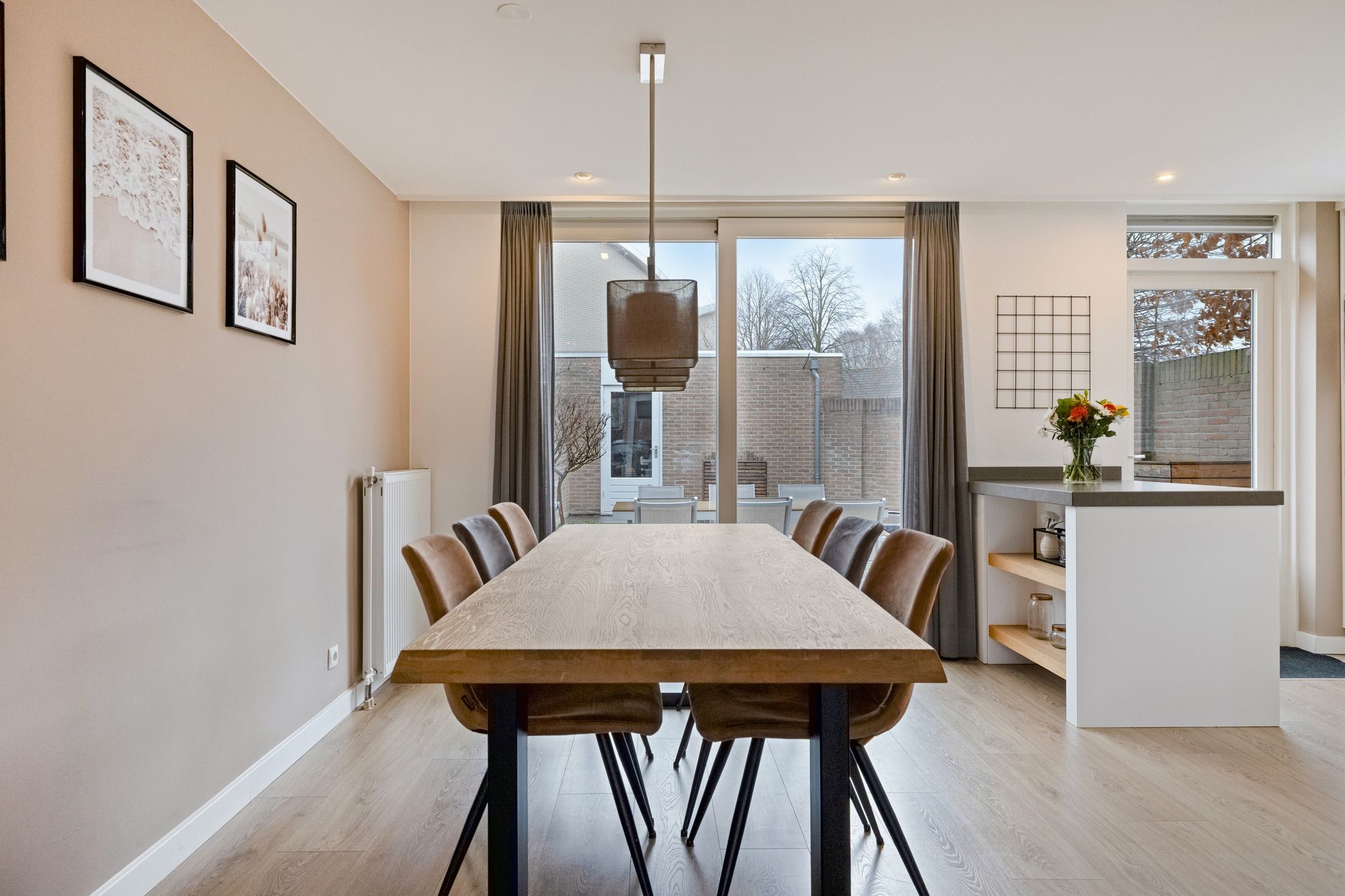 Photo 15 of Standaardstraat 11