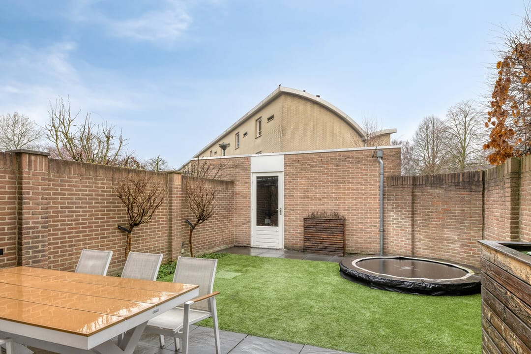 Photo 37 of Standaardstraat 11