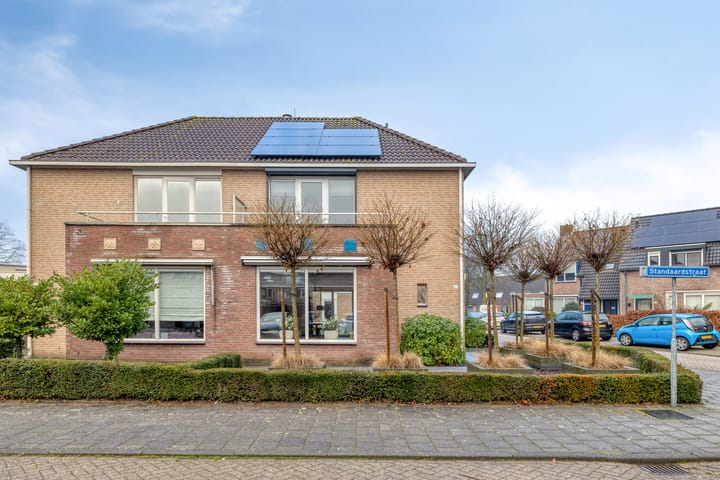 Photo 45 of Standaardstraat 11