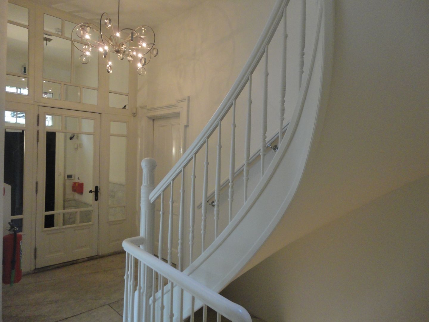 View photo 4 of Van Eeghenstraat 82