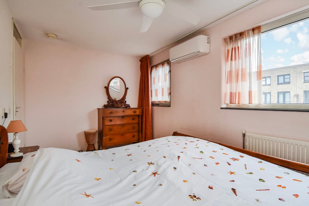 Photo 16 of Schuddebeursstraat 25