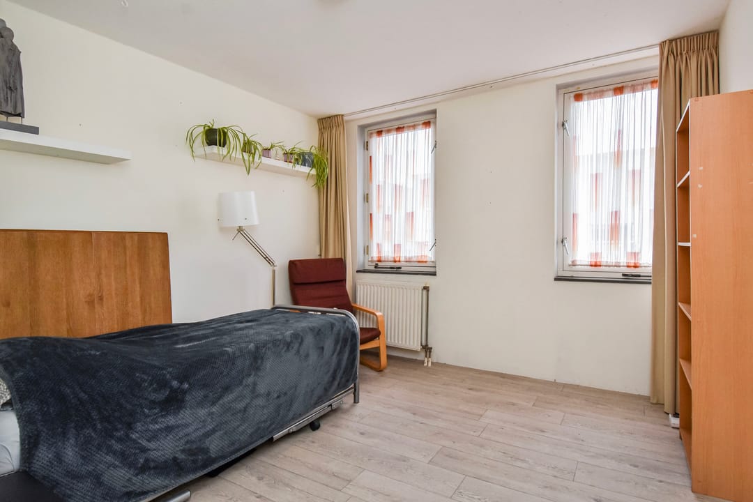 Photo 17 of Schuddebeursstraat 25