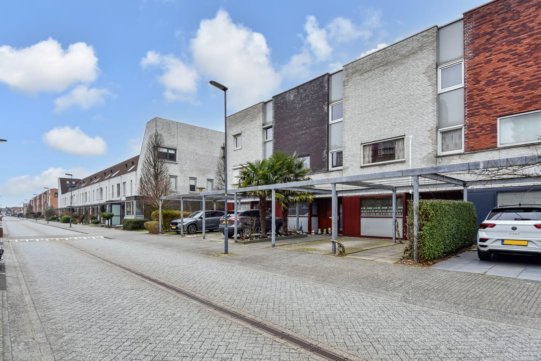 Photo 32 of Schuddebeursstraat 25