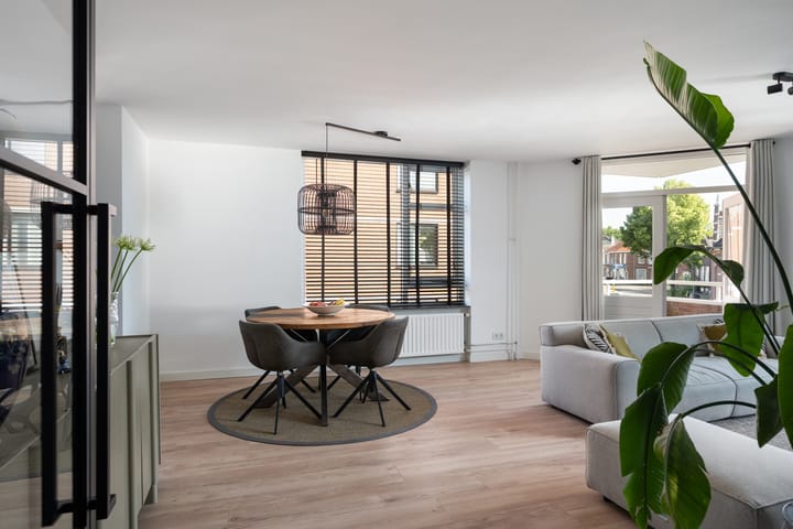 Photo 9 of Christiaan de Wetstraat 4