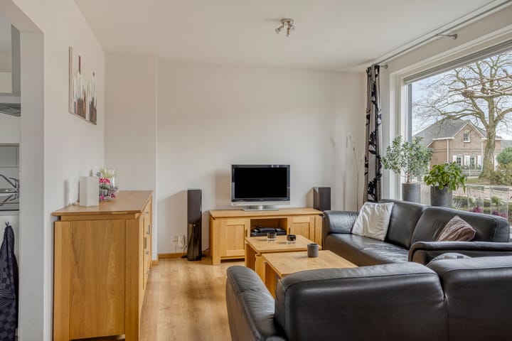 Photo 5 of Huygensstraat 61
