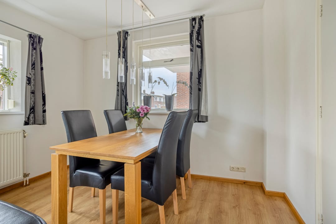 Foto 8 van Huygensstraat 61