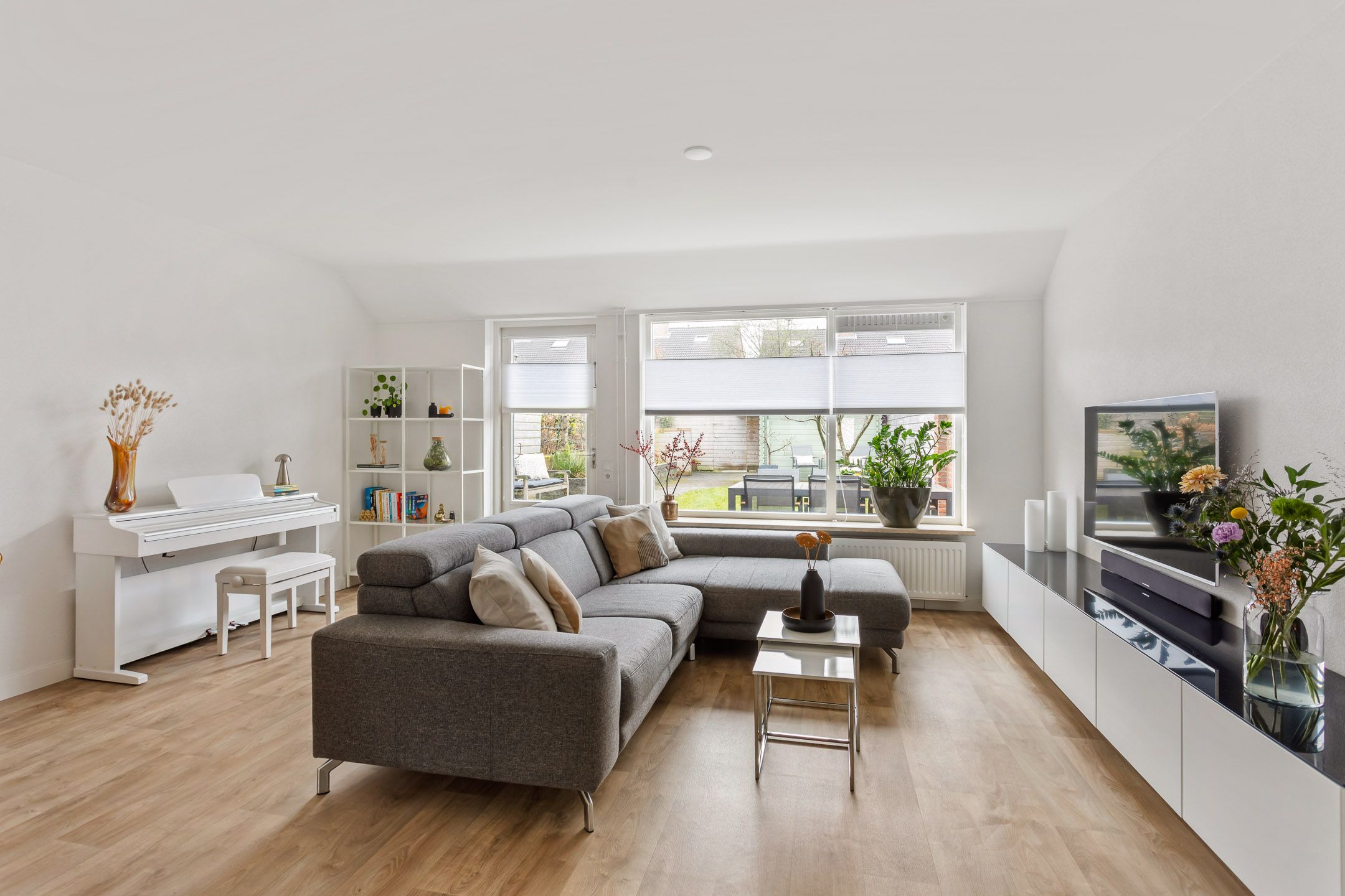 Photo 6 of Zevenblad 64