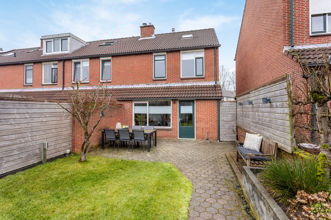 Photo 16 of Zevenblad 64