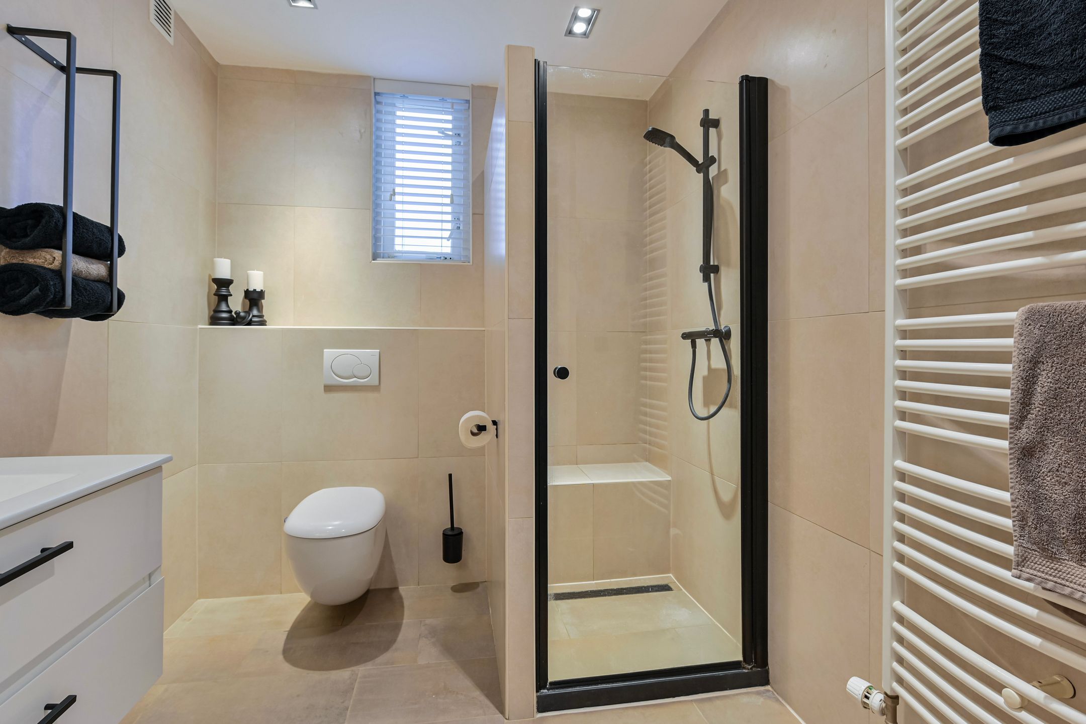 Foto 24 van A. van der Tangstraat 24