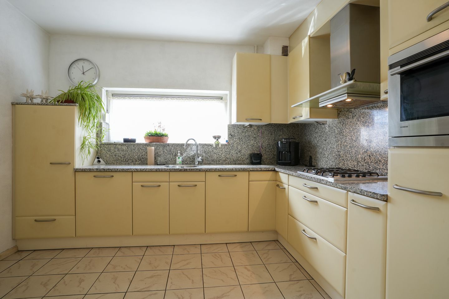 Foto 10 van Rector Thijssenstraat 33