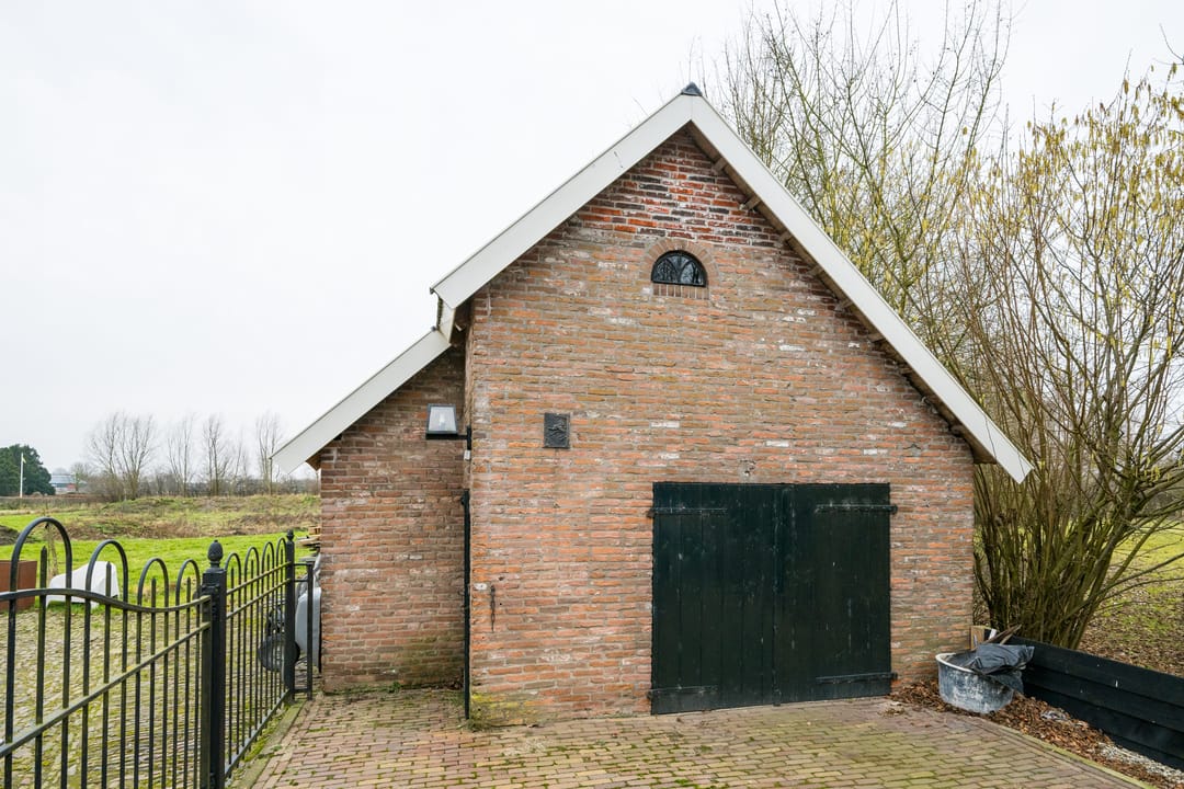 Photo 37 of Dr. Alfons Ariënsstraat 52