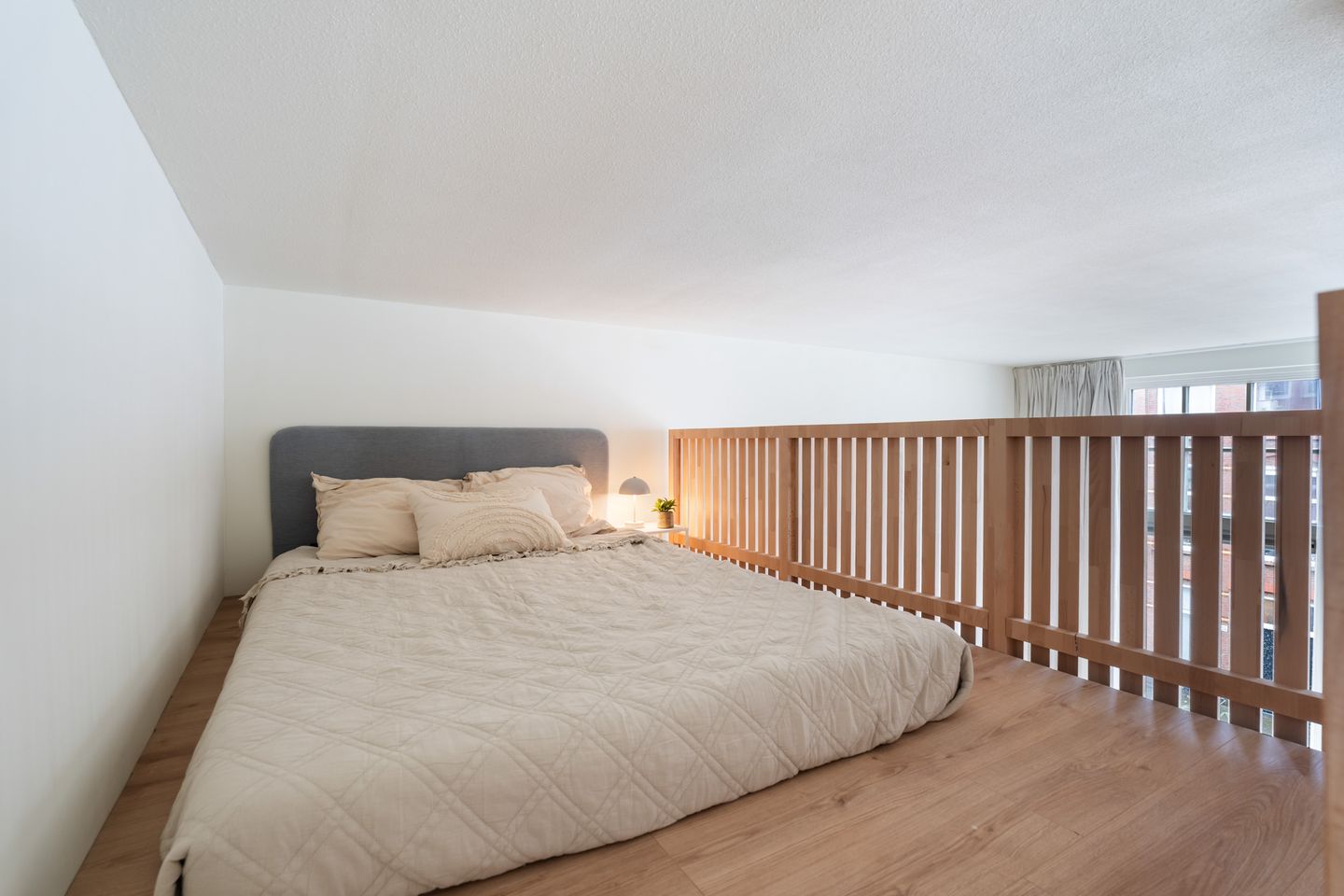 Photo 14 of Dirk Hoogenraadstraat 168-C