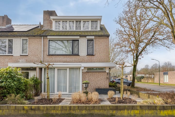 Photo 6 of Karel de Stoutelaan 28