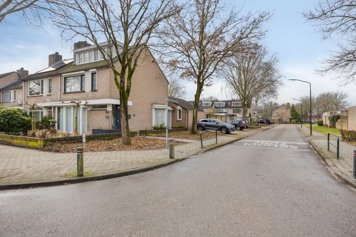 Photo 59 of Karel de Stoutelaan 28