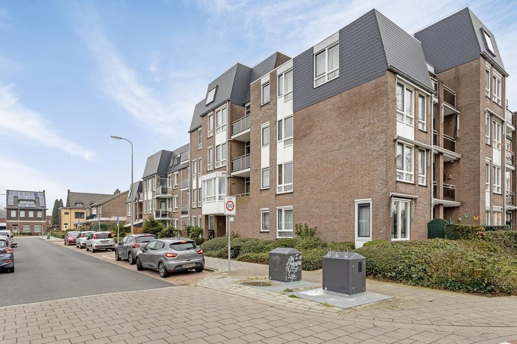 Foto 22 van Industriestraat 126