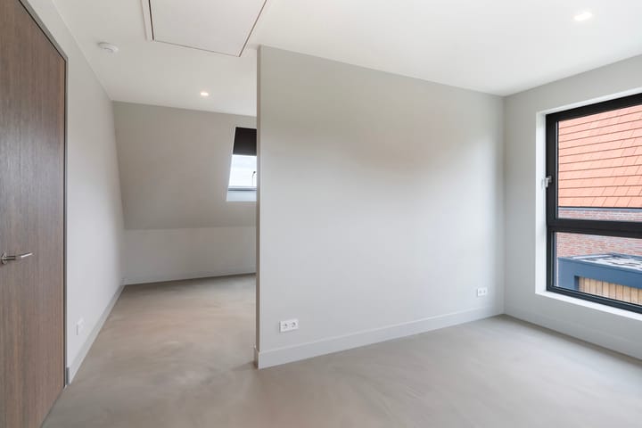 Foto 40 van Burghseweg 74