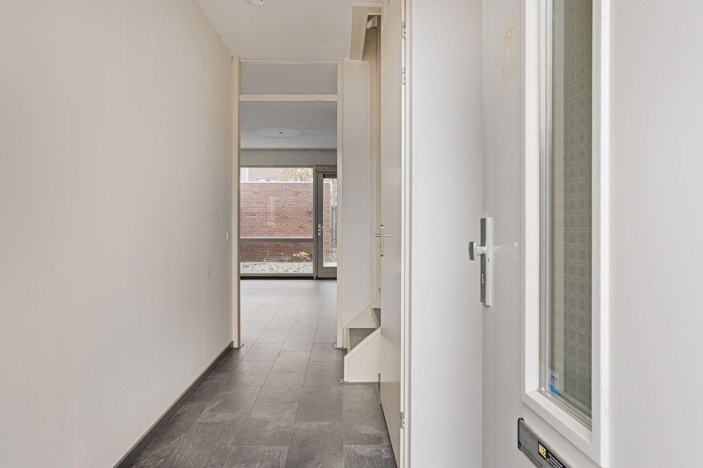 Photo 4 of Demerstraat 2