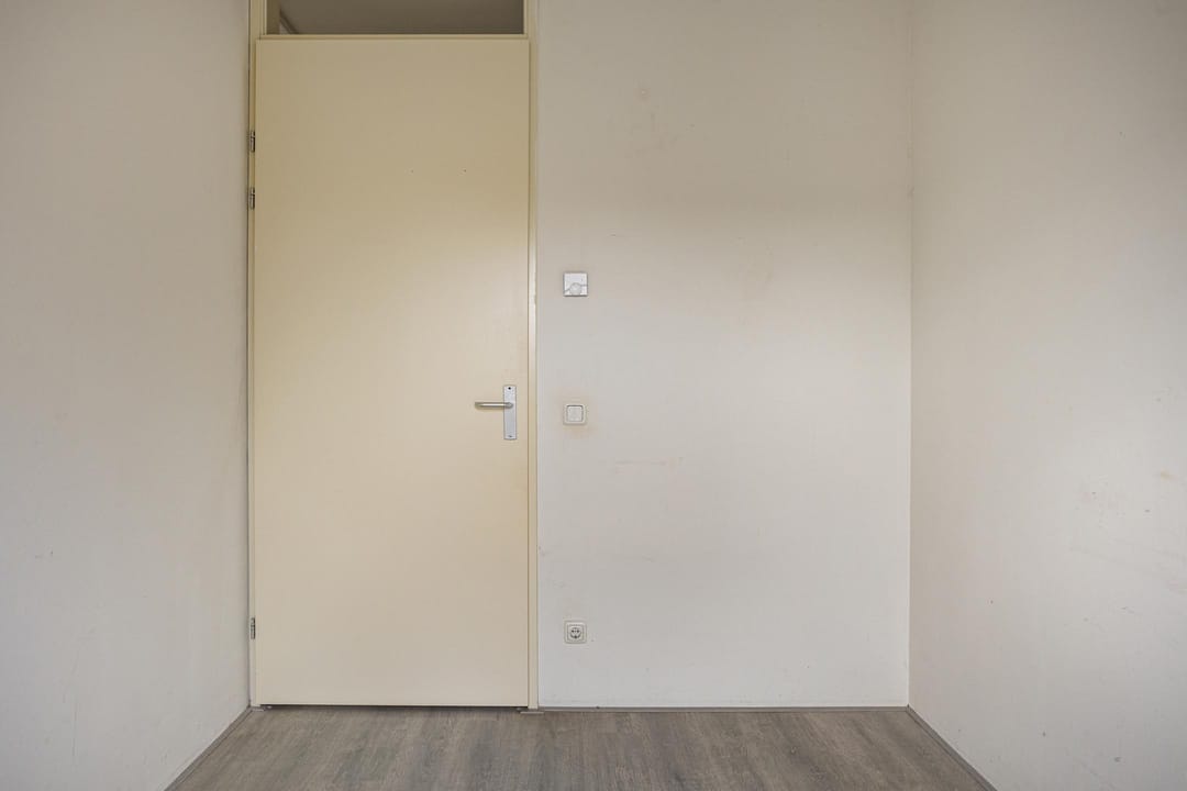 Photo 23 of Demerstraat 2