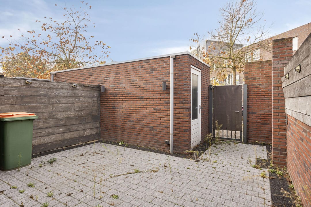 Photo 26 of Demerstraat 2