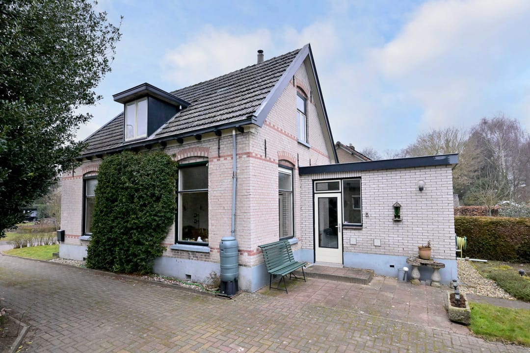 Foto 2 van Stationsweg 24