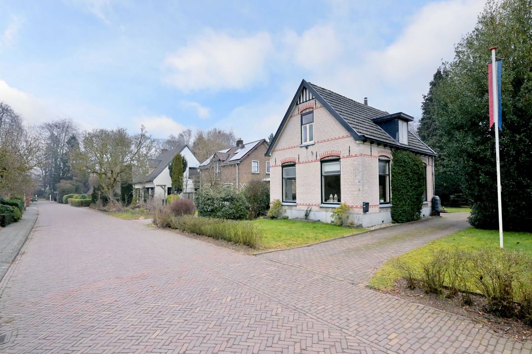 Foto 43 van Stationsweg 24