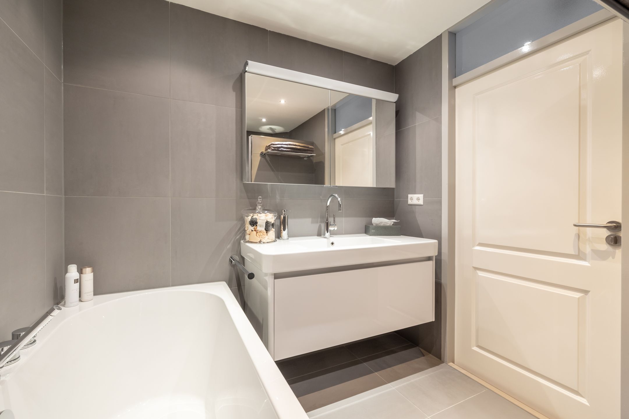 Photo 30 of Hilversumstraat 179