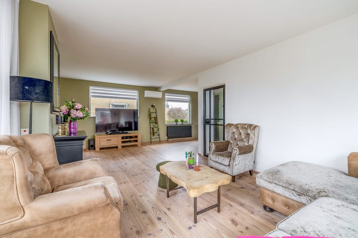 Foto 22 van Rodenrijseweg 147